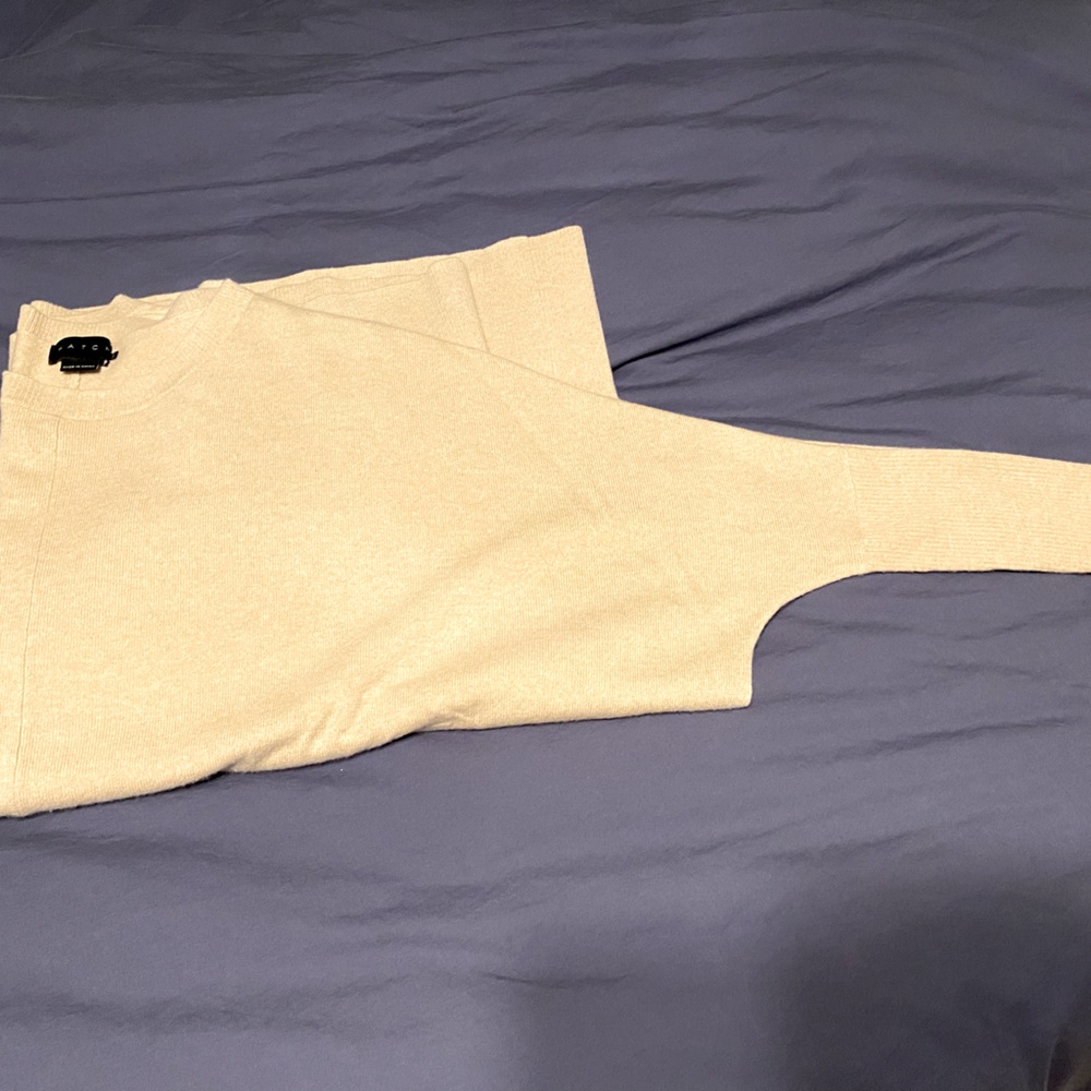 Hatch Cream Women's Sweater